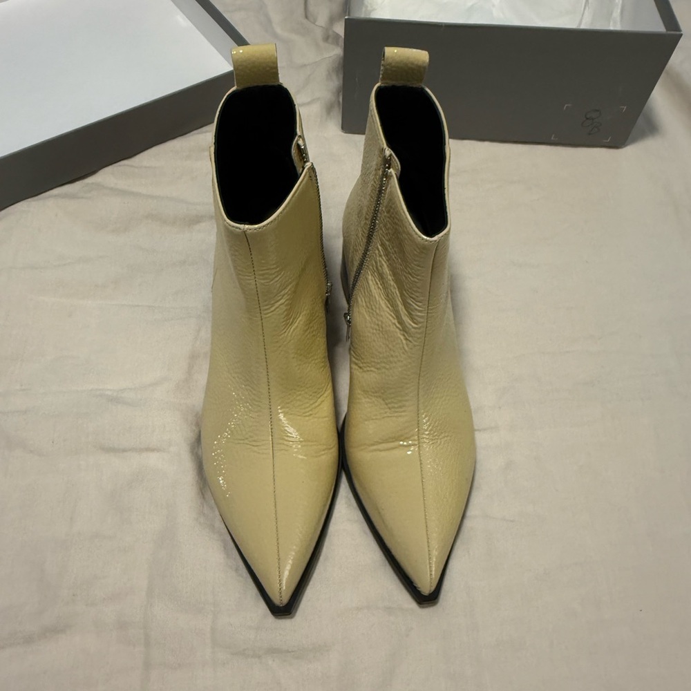 Everlane Butter Cream Ankle Boots